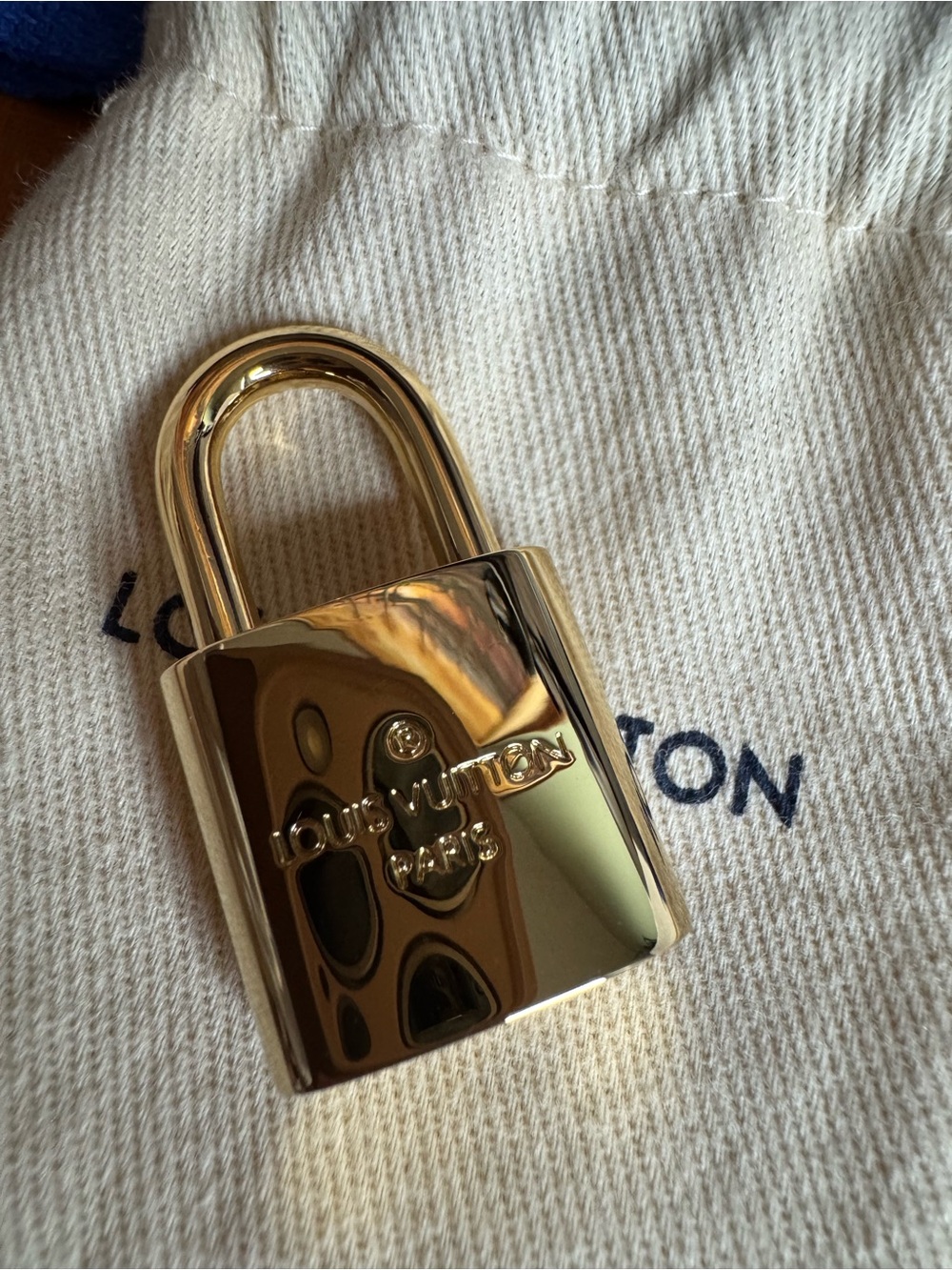 Louis Vuitton Alma BB Damier Ebene - Picture 15 of 16